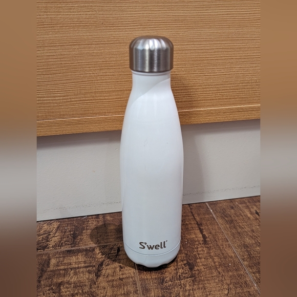 LIKE NEW 500ml S'well Stainless Steel Water Bottle - Picture 1 of 3